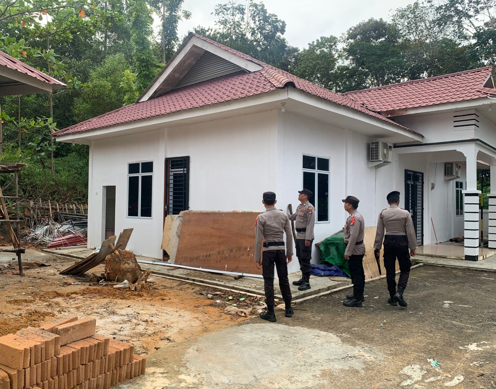Polres Bintan Intensifkan Pengamanan Kantor KPU dan Bawaslu Bintan