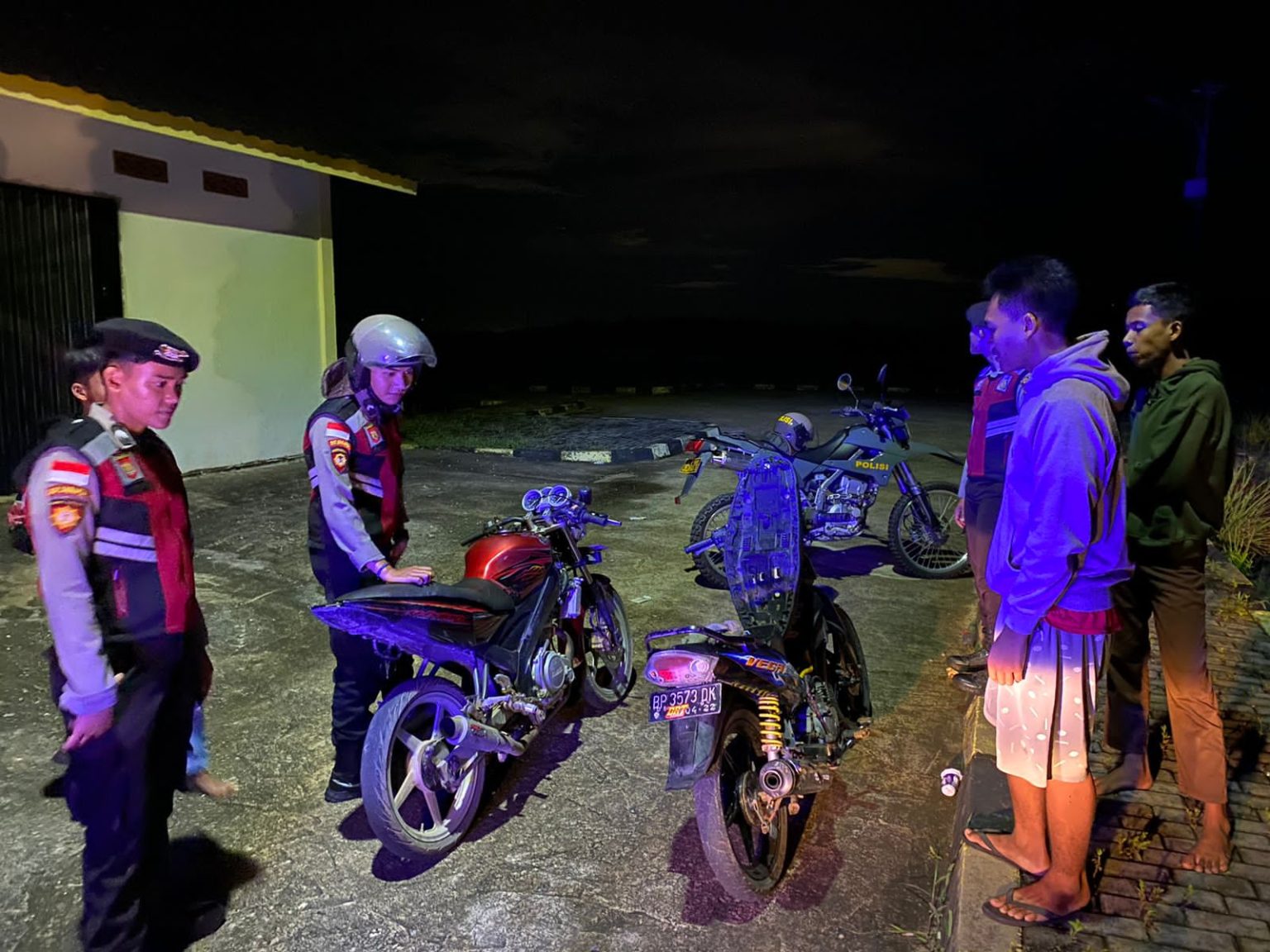 Ciptakan Kamtibmas Yang Kondusif di Malam Akhir Pekan, Polres Bintan dan Jajaran Lakukan Antisipasi Kejahatan