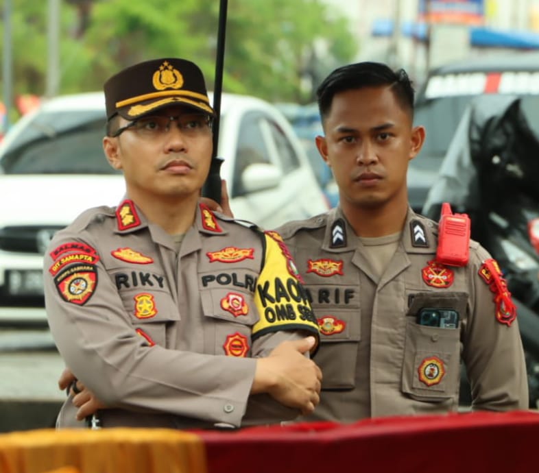 Terima Kasih Pak Kapolres Bintan Yang Berikan Tiket Gratis Untuk Pemudik