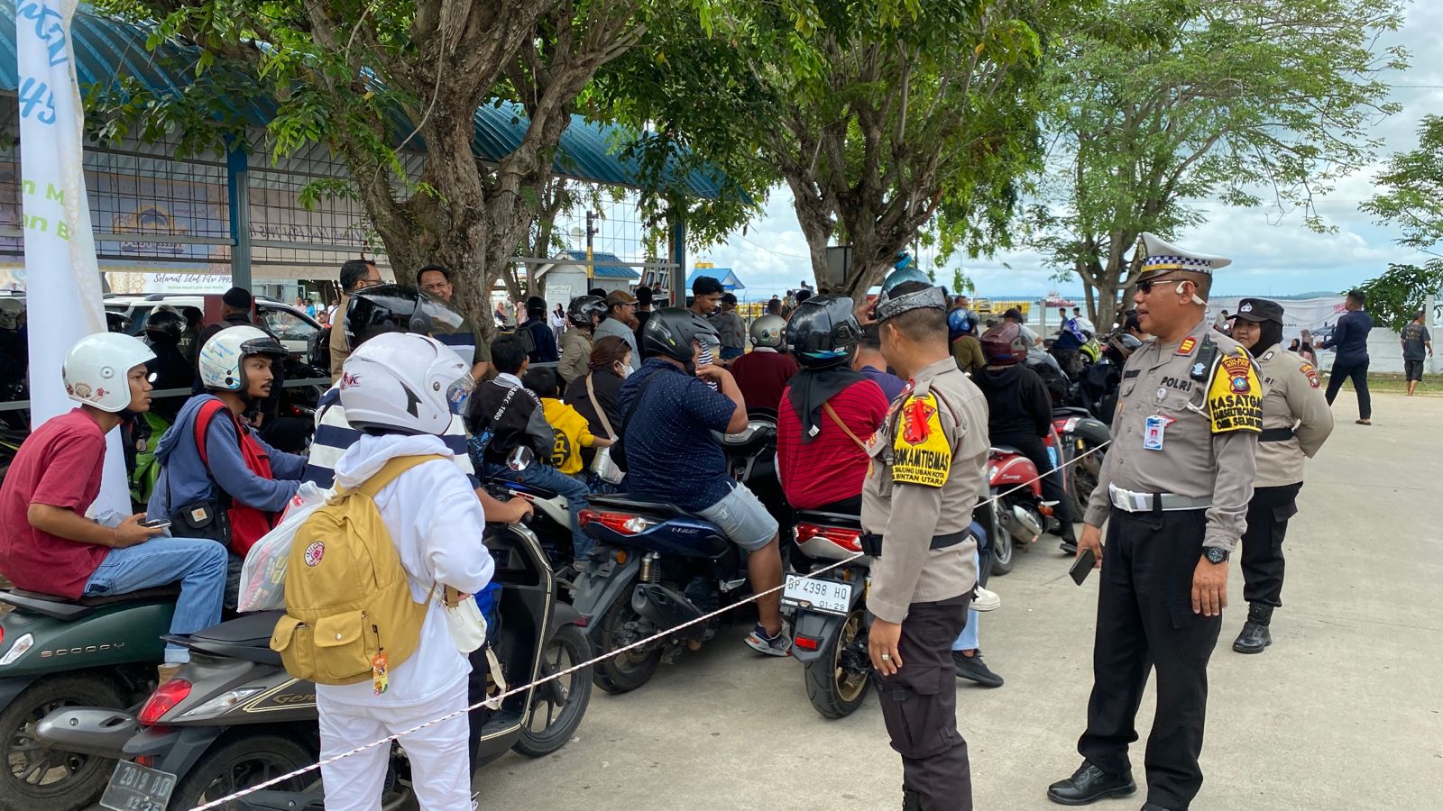 Sebanyak 150 Pemudik Dapat Tiket Balik Gratis Hari Ini Dari Polres Bintan