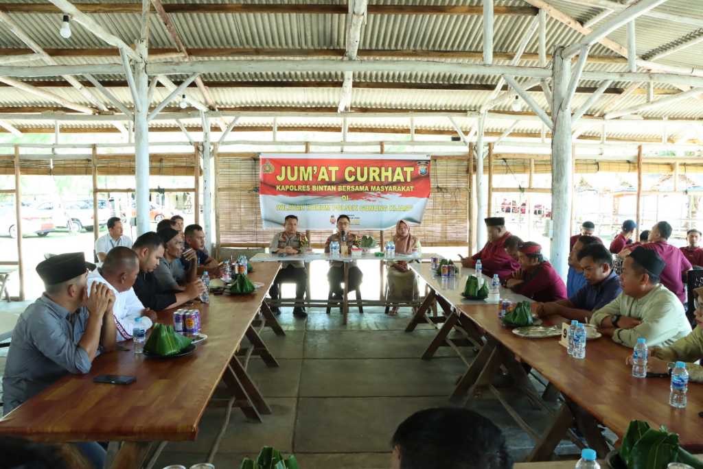Masih Suasana Lebaran, Kapolres Bintan Kembali Laksanakan Jumat Curhat