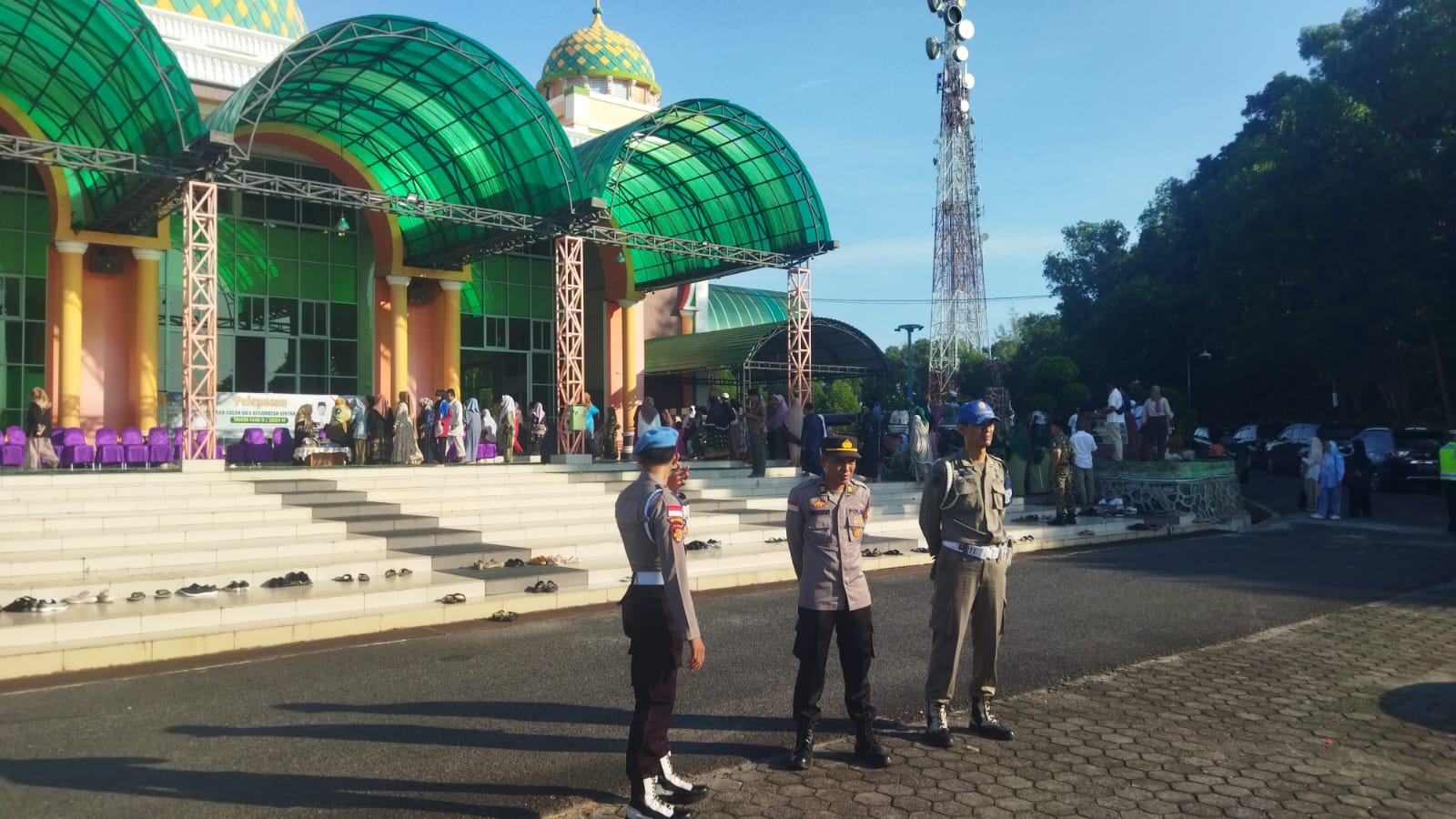 Polres Bintan kerahkan personil untuk pengamanan calon jamaah haji Kab. Bintan