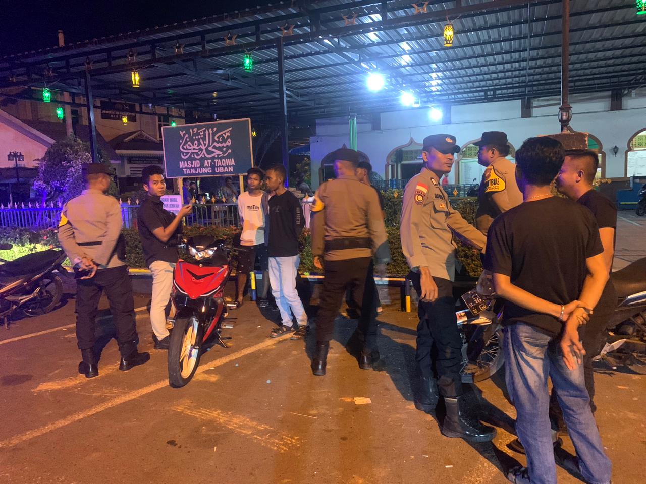 Penuhi Keluhan Warga Saat Jumat Curhat, Polres Bintan dan Polsek Jajaran Lakukan Patroli.