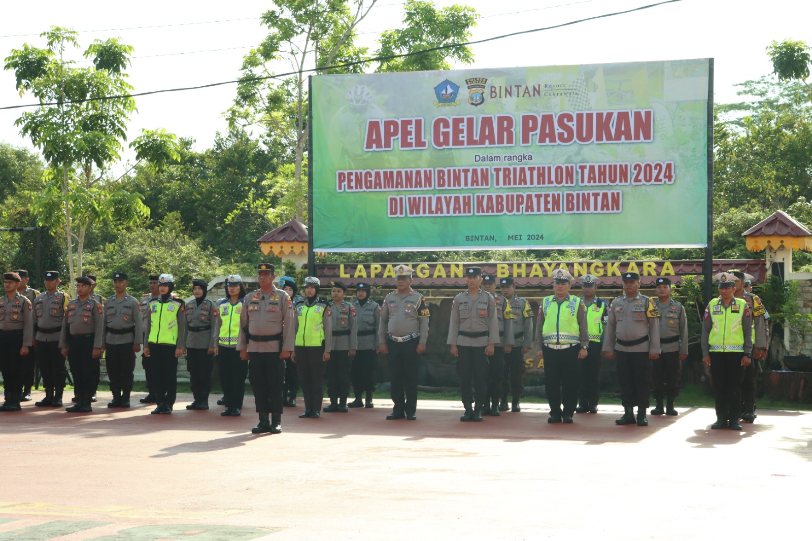 Apel Gelar Pasukan Pengamanan Bintan Triathlon 2024, Cek Akhir Kesiapan Personel Pengamanan