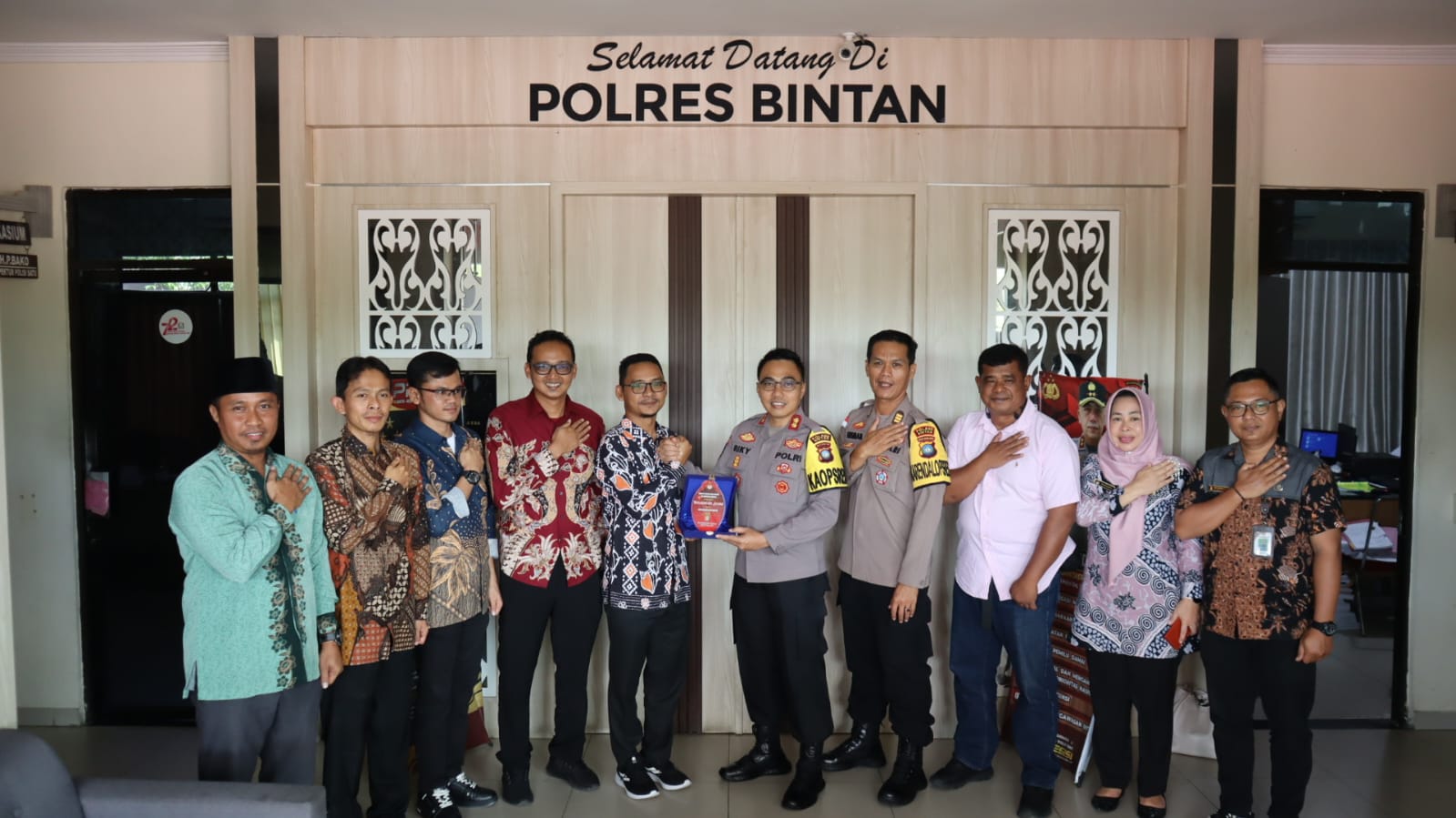 Silaturrahmi Ketua KPUD Bintan ke Polres Bintan, Minta Pengamanan Pilkada Serentak seperti Pelaksanaan Pemilu