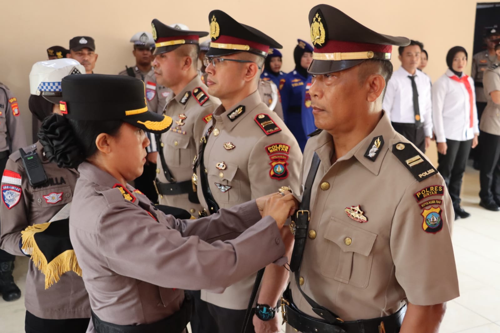 Kapolres Bintan Pimpin Serah Terima Jabatan Kasat Lantas dan Pelantikan Kasihumas